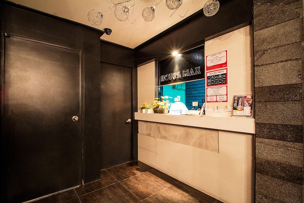 Max Hotel Daejeon Exterior photo