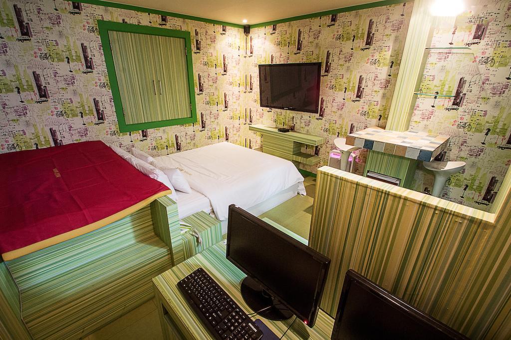 Max Hotel Daejeon Room photo