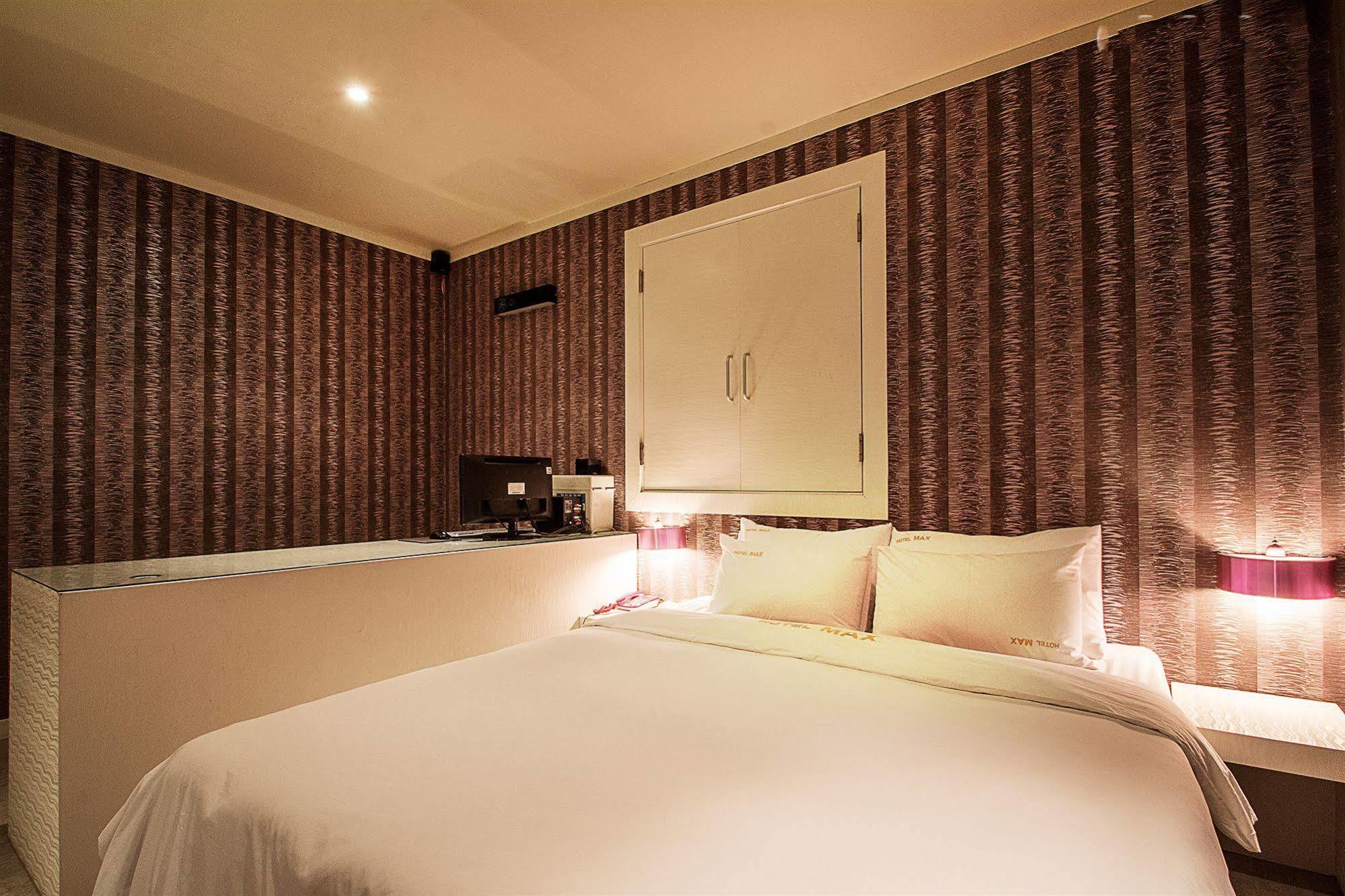 Max Hotel Daejeon Exterior photo